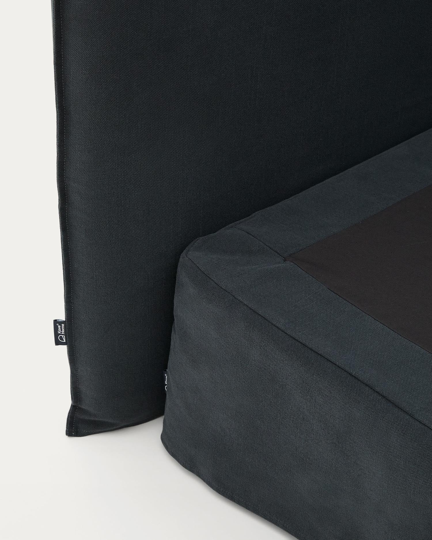 Elegantes Bett Jaira in Anthrazitgrau, mit abnehmbarem Leinen-Baumwollbezug, passend für 160x200 cm Matratzen, von Kave Home.