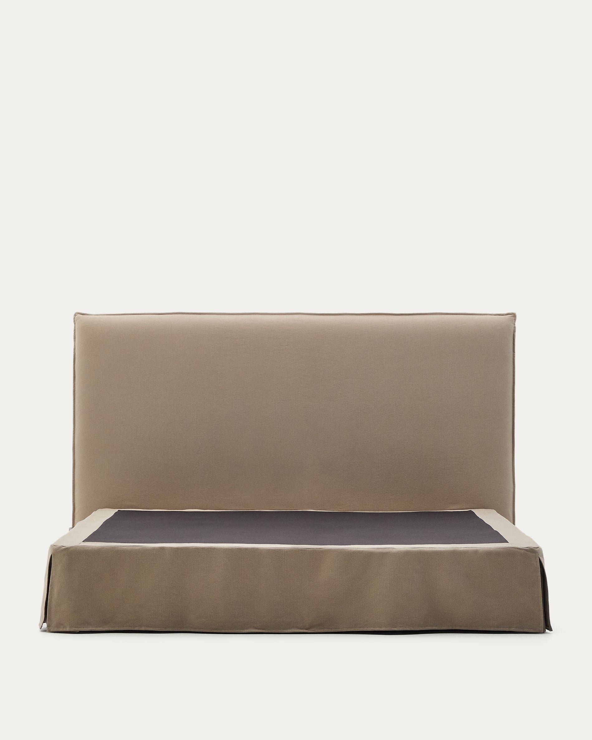 Bezug für Bettgestell Jaira aus Leinen und Baumwolle taupe für eine Matratze von 180 x 200 cm in Taupe präsentiert im Onlineshop von KAQTU Design AG. Zubehör Bett ist von Kave Home