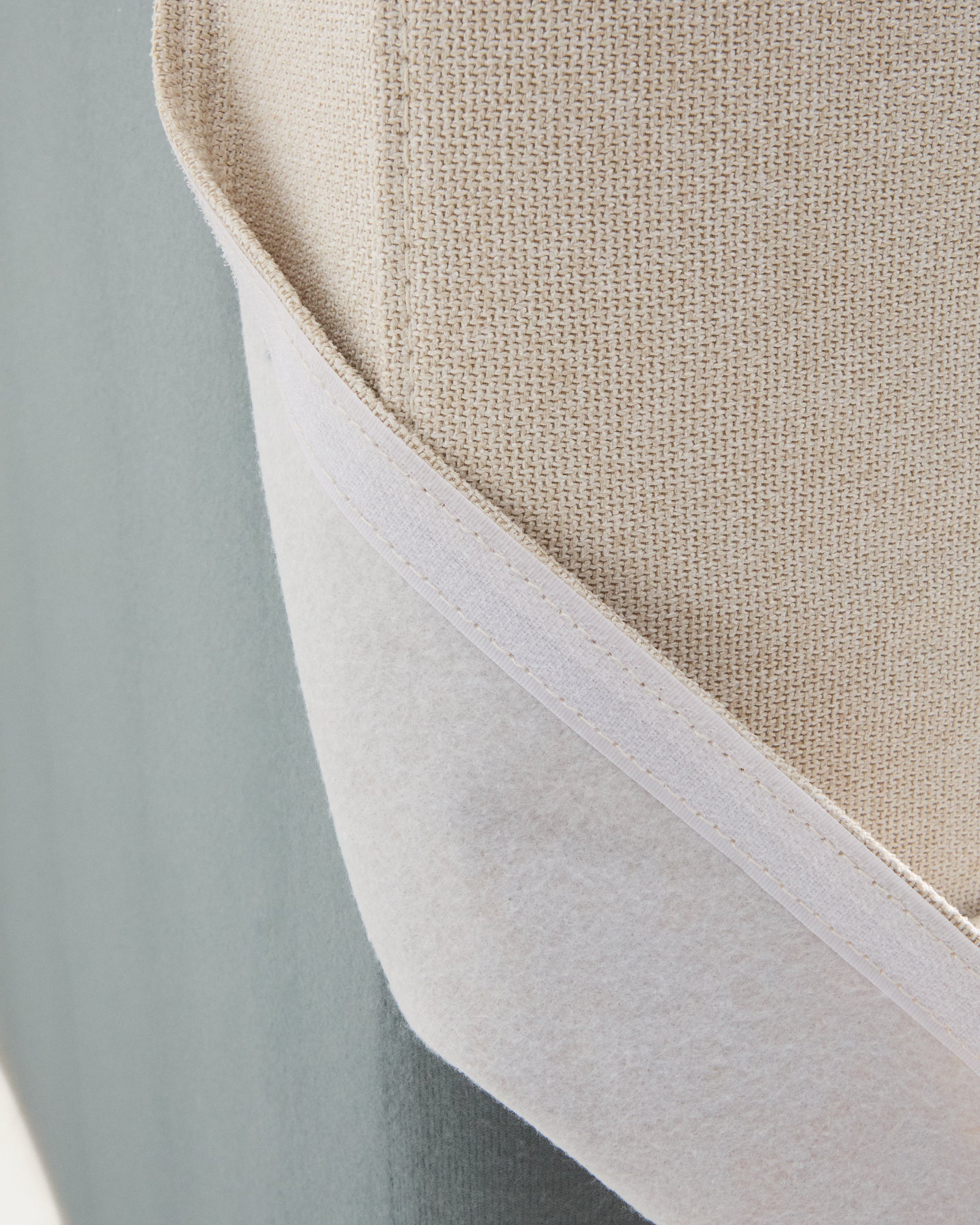 Abziehbares Kopfteil Blok in Ecru für Betten bis 160 cm in Ecru präsentiert im Onlineshop von KAQTU Design AG. Kopfteile ist von Kave Home