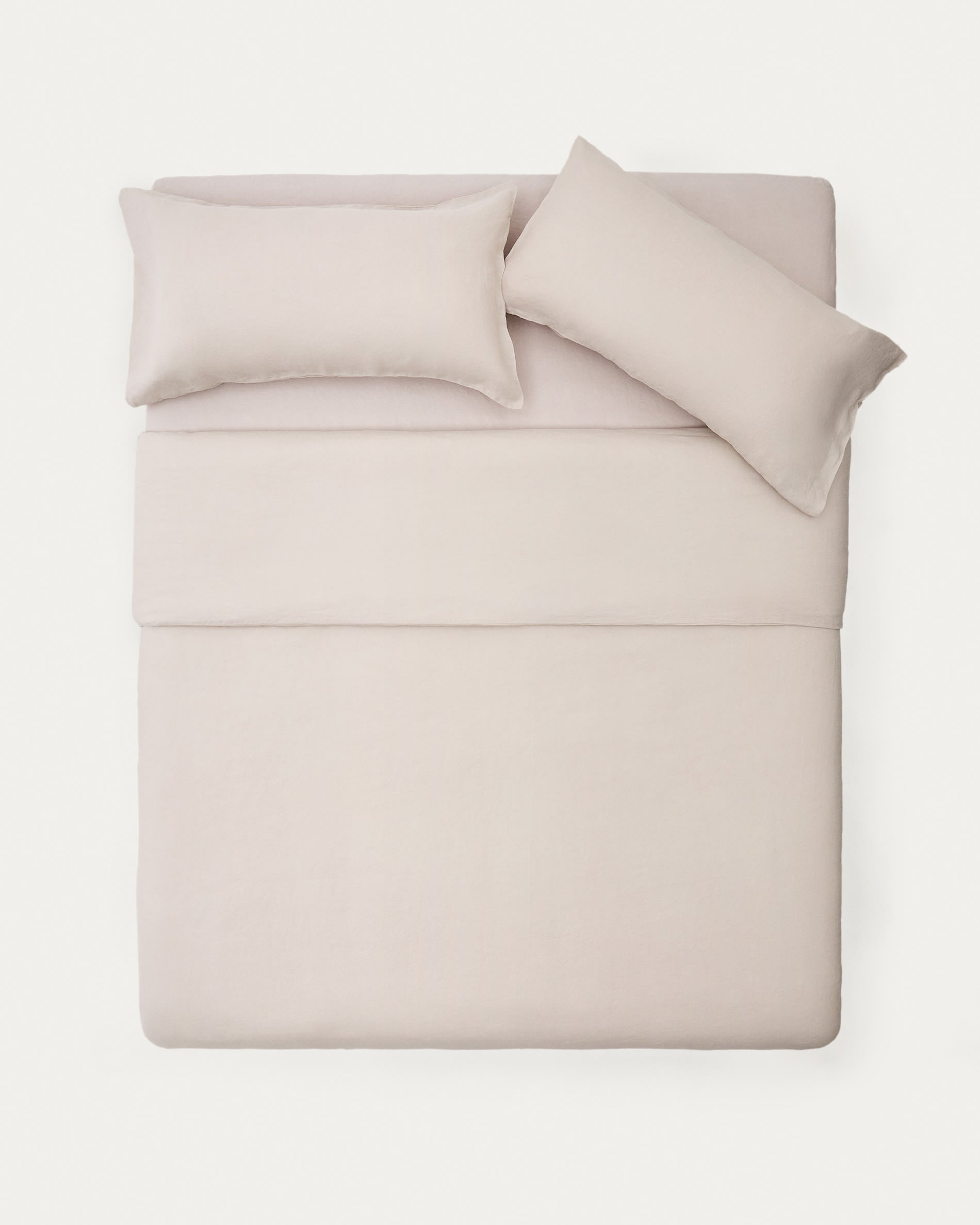 Elegantes Set aus Baumwolle und Leinen in Grau, passend für 180 cm Betten, von Kave Home, für stilvollen Schlafkomfort.