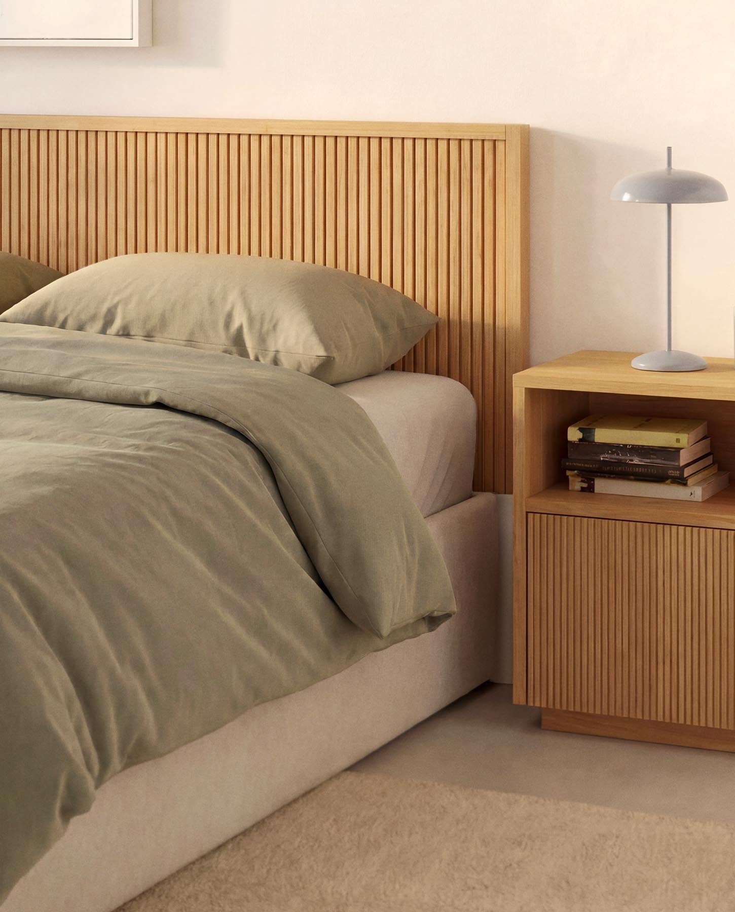 Bettkopfteil Helvine aus Eichenfurnier für Betten bis zu 90 cm, FSC 100 % in Natur präsentiert im Onlineshop von KAQTU Design AG. Kopfteile ist von Kave Home