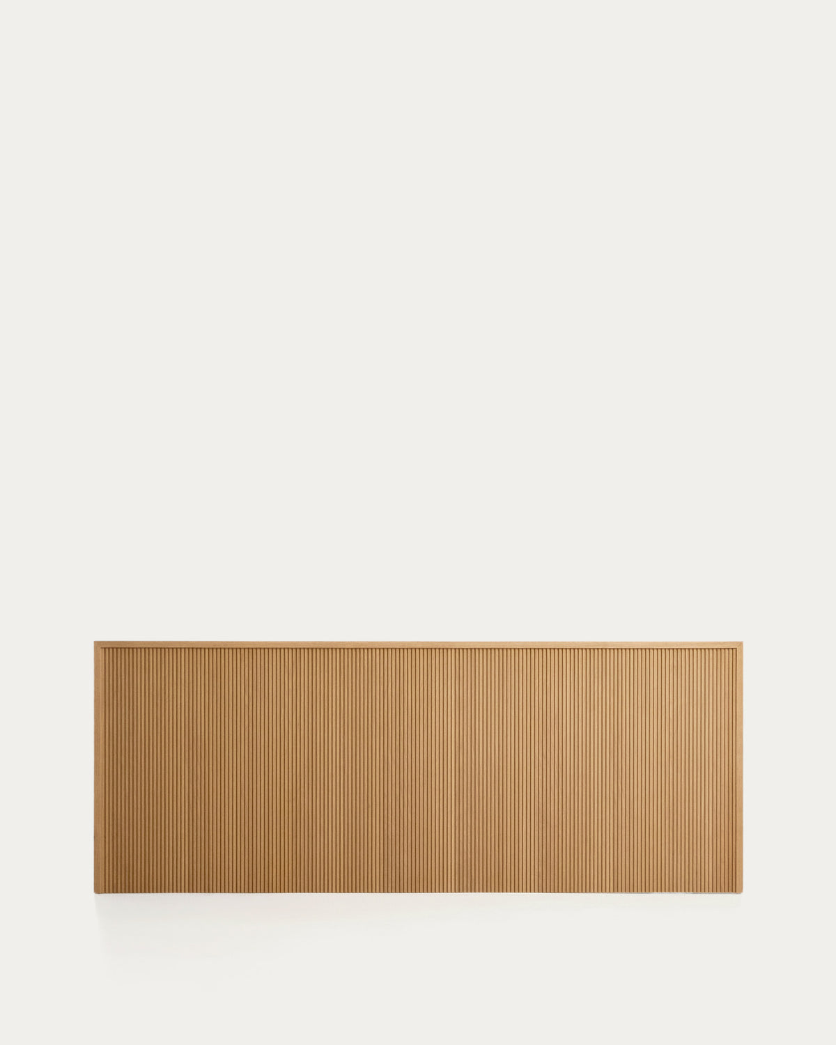 Bettkopfteil Helvine aus Eichenfurnier für Betten bis zu 180 cm, FSC 100 % in Natur präsentiert im Onlineshop von KAQTU Design AG. Kopfteile ist von Kave Home
