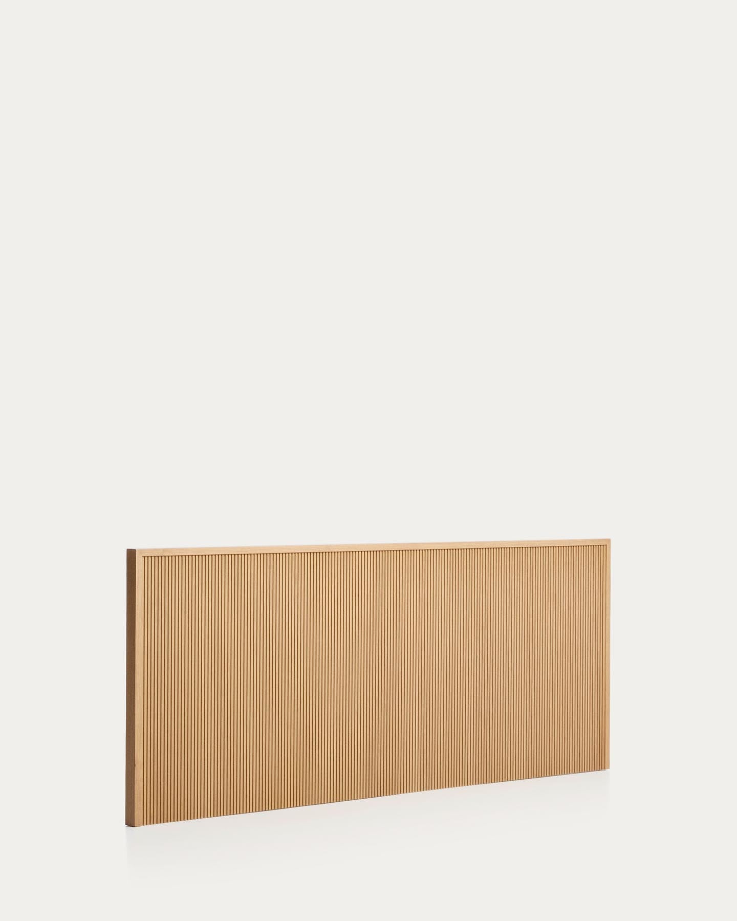 Bettkopfteil Helvine aus Eichenfurnier für Betten bis zu 180 cm, FSC 100 % in Natur präsentiert im Onlineshop von KAQTU Design AG. Kopfteile ist von Kave Home