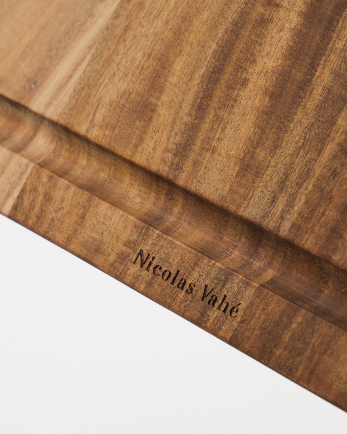 Schneidebrett, NVMeat, Natur in Natur präsentiert im Onlineshop von KAQTU Design AG. Schneidbrett ist von Nicolas Vahé