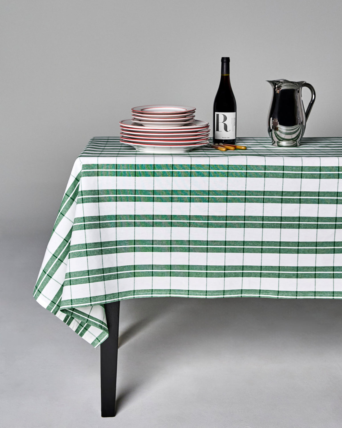 Tischdecke, NVChef, Grün in Grün präsentiert im Onlineshop von KAQTU Design AG. Geschirrtuch ist von Nicolas Vahé