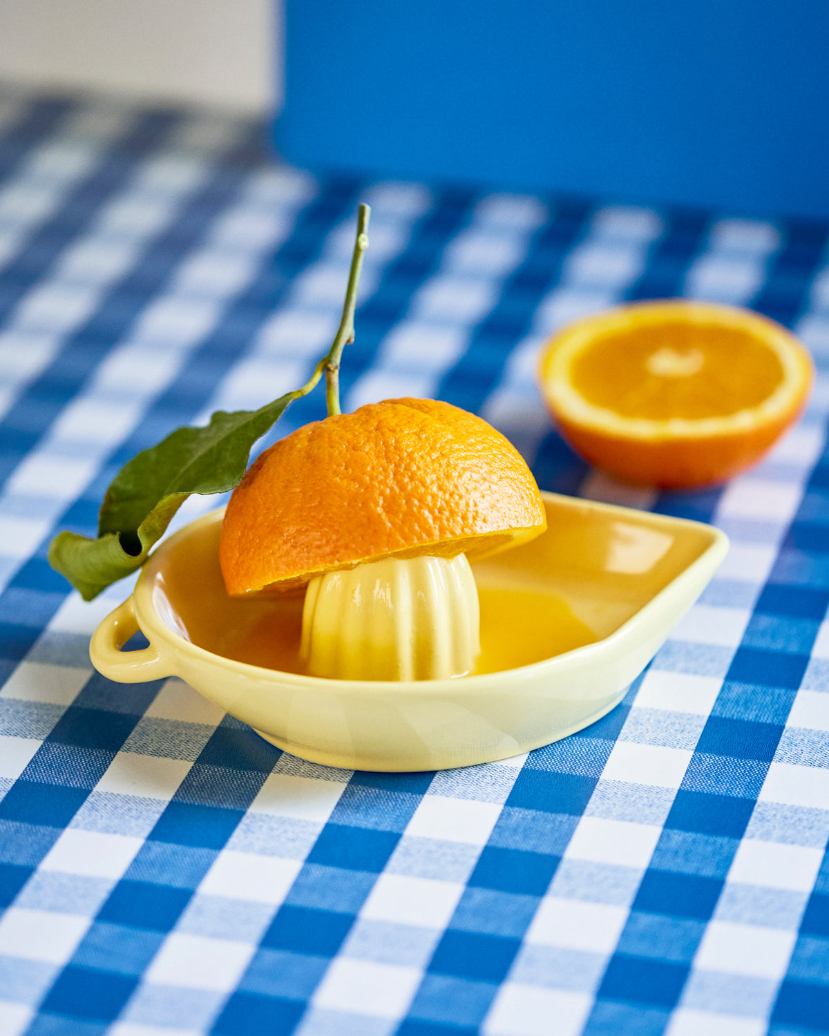 Zitruspresse, NVCitrus, Gelb in Yellow präsentiert im Onlineshop von KAQTU Design AG. Zitronenpresse ist von Nicolas Vahé