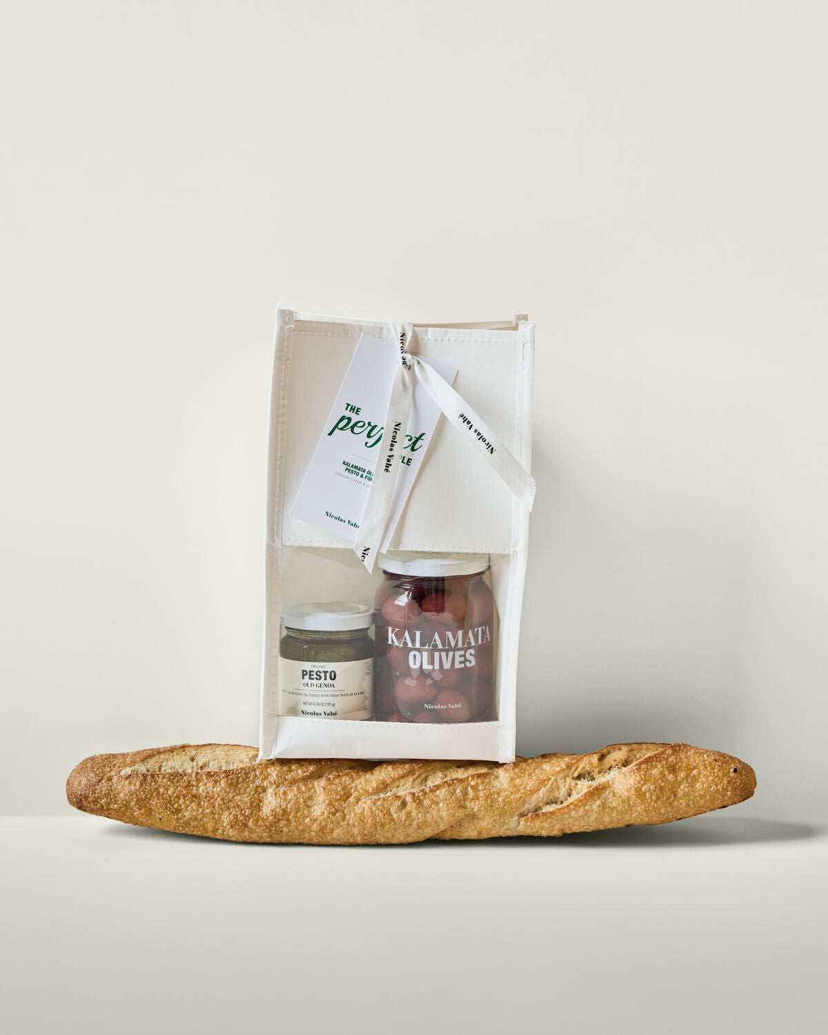 Elegante Geschenkverpackung "The perfect couple" von Nicolas Vahé, ideal für besondere Anlässe, 370|135 g|g, stilvoll und ansprechend.