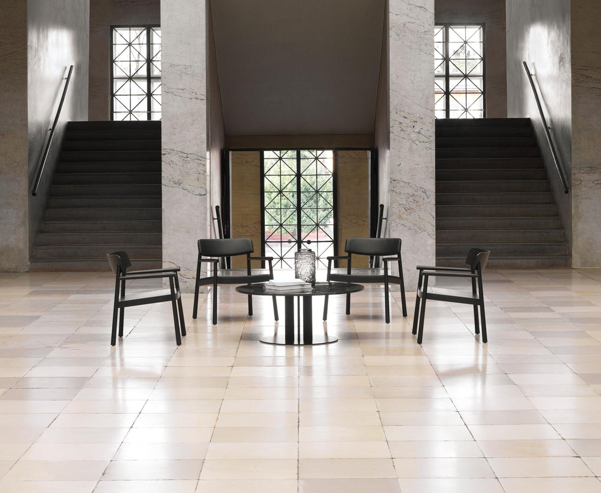 Timb Loungesessel in Schwarz präsentiert im Onlineshop von KAQTU Design AG. Sessel ist von Normann Copenhagen