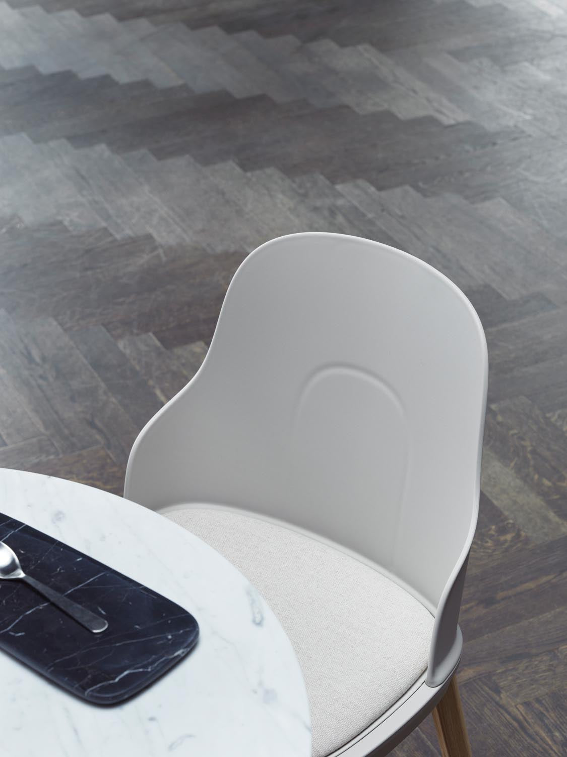 Allez Stuhl gepolstert Main Line Flax, grau/polypropylen in  präsentiert im Onlineshop von KAQTU Design AG. Stuhl ist von Normann Copenhagen