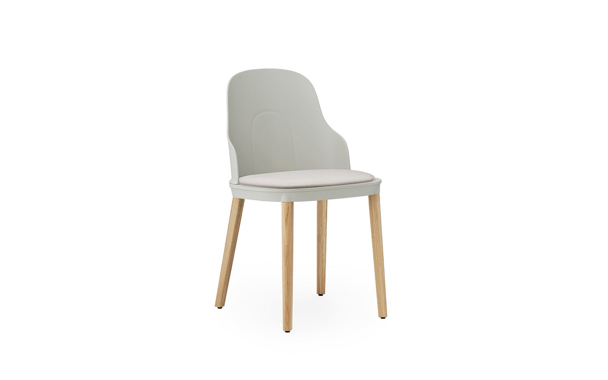 Allez Stuhl in Warmes grau präsentiert im Onlineshop von KAQTU Design AG. Stuhl ist von Normann Copenhagen
