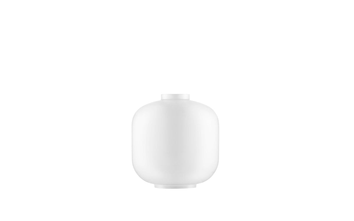 Amp Lampe Ersatzglas, Klein weiss/weiss in  präsentiert im Onlineshop von KAQTU Design AG. Ersatzglas ist von Normann Copenhagen