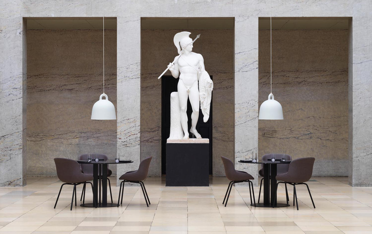 Bell Lampe medium EU in Weiss präsentiert im Onlineshop von KAQTU Design AG. Pendelleuchte ist von Normann Copenhagen