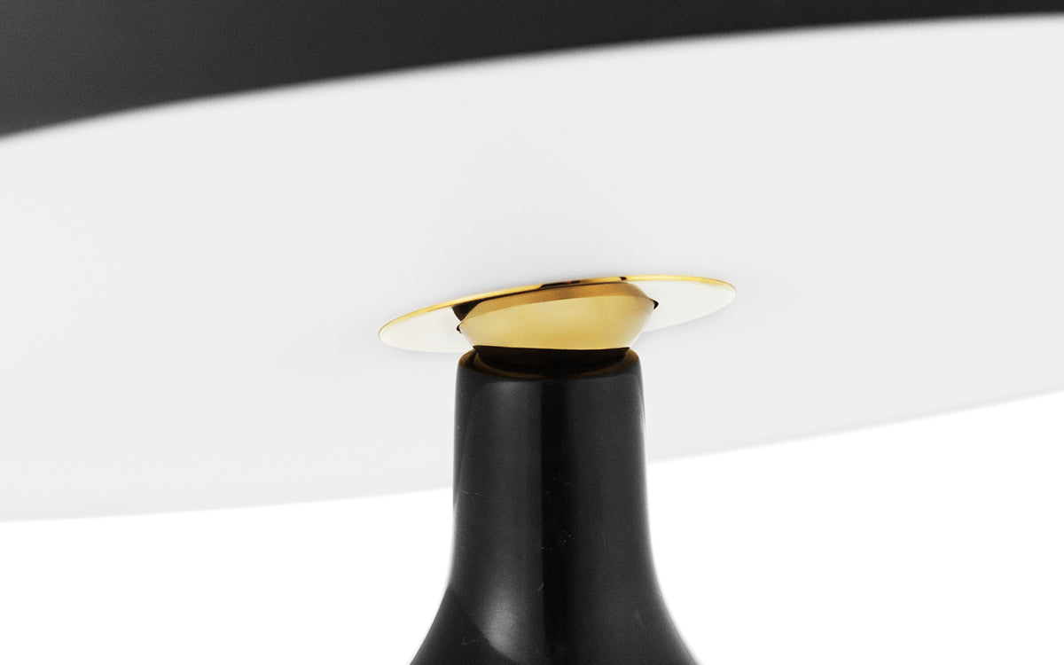 Eddy Tischlampe EU in Schwarz präsentiert im Onlineshop von KAQTU Design AG. Tischleuchte ist von Normann Copenhagen