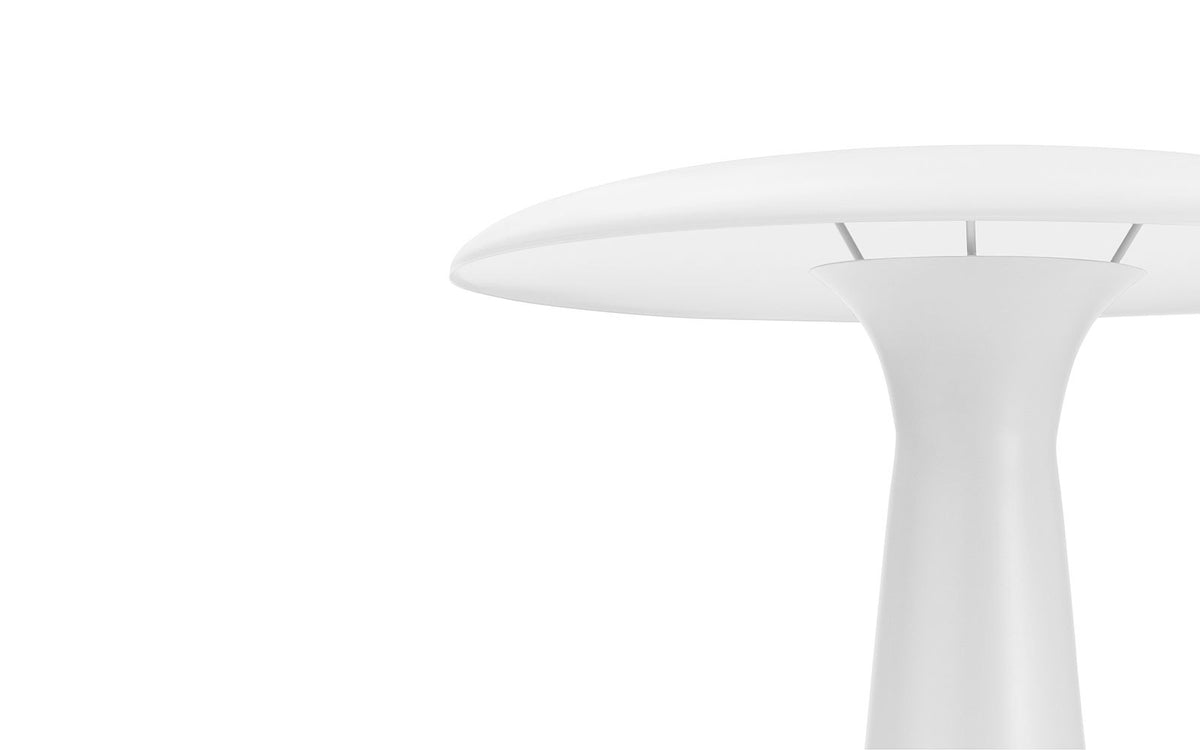 Shelter Tischlampe EU in Weiss präsentiert im Onlineshop von KAQTU Design AG. Tischleuchte ist von Normann Copenhagen