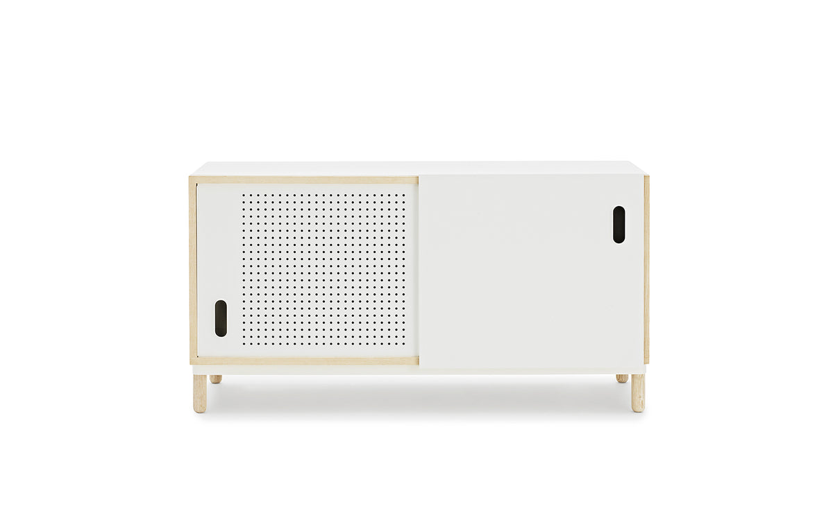 Kabino Sideboard weiss in  präsentiert im Onlineshop von KAQTU Design AG. Sideboard ist von Normann Copenhagen