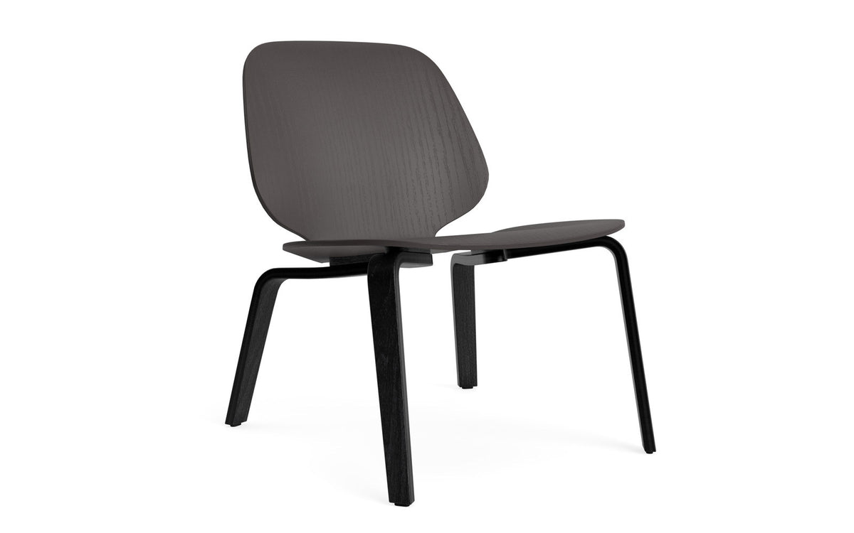 My Chair Lounge-Sessel in Black präsentiert im Onlineshop von KAQTU Design AG. Sessel ist von Normann Copenhagen