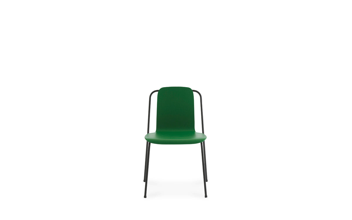 Studio Stuhl in Grün präsentiert im Onlineshop von KAQTU Design AG. Stuhl ist von Normann Copenhagen