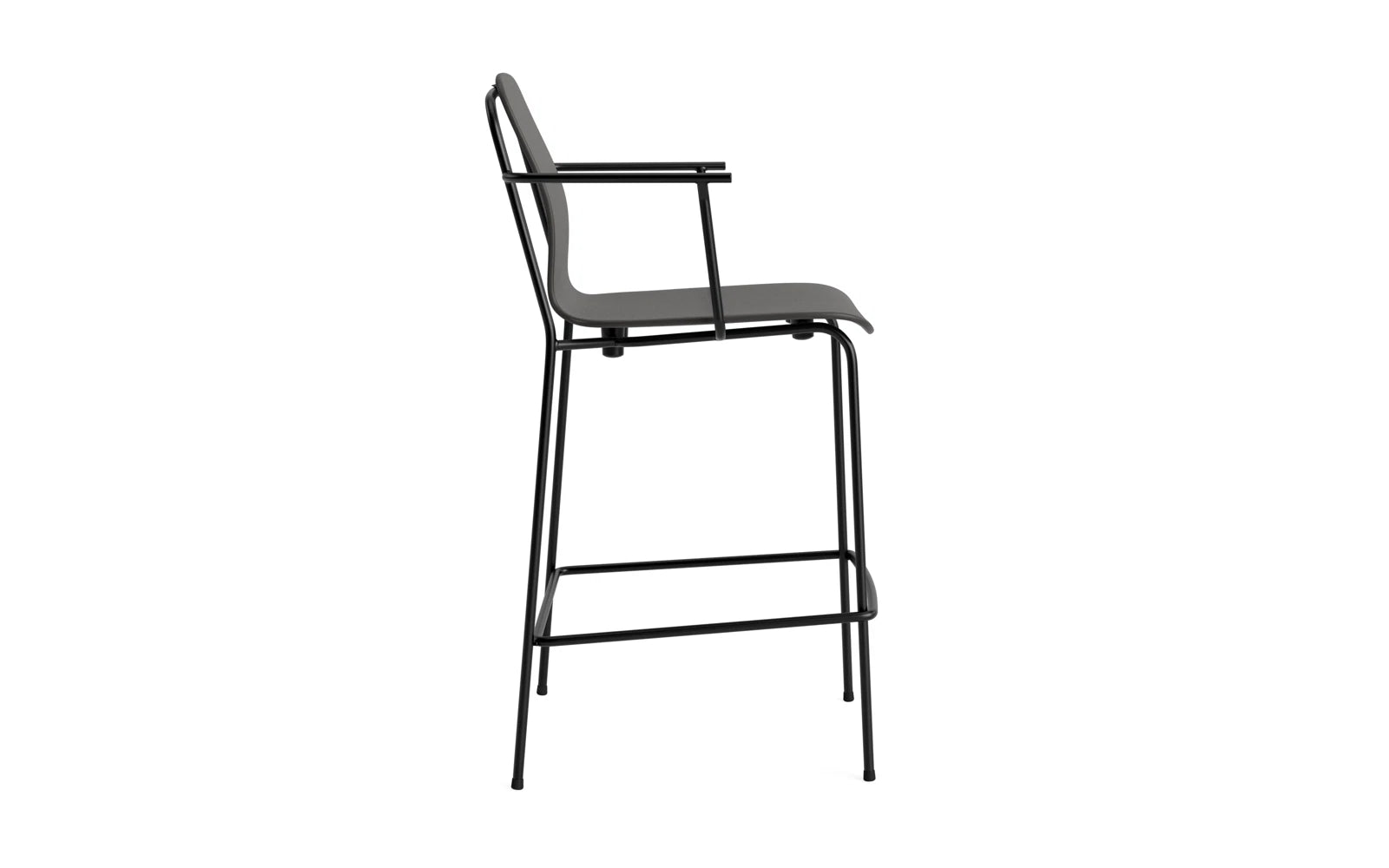Studio Barstuhl mit Armlehne 65 cm schwarzes Stahl/ schwarz in  präsentiert im Onlineshop von KAQTU Design AG. Barstuhl ist von Normann Copenhagen