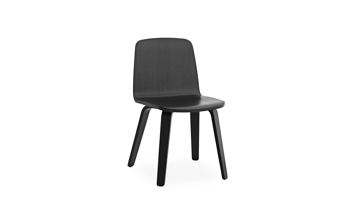 Just Stuhl in Schwarz/schwarz präsentiert im Onlineshop von KAQTU Design AG. Stuhl ist von Normann Copenhagen