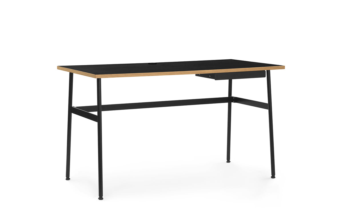 Journal Schreibtisch in  präsentiert im Onlineshop von KAQTU Design AG. Schreibtisch ist von Normann Copenhagen
