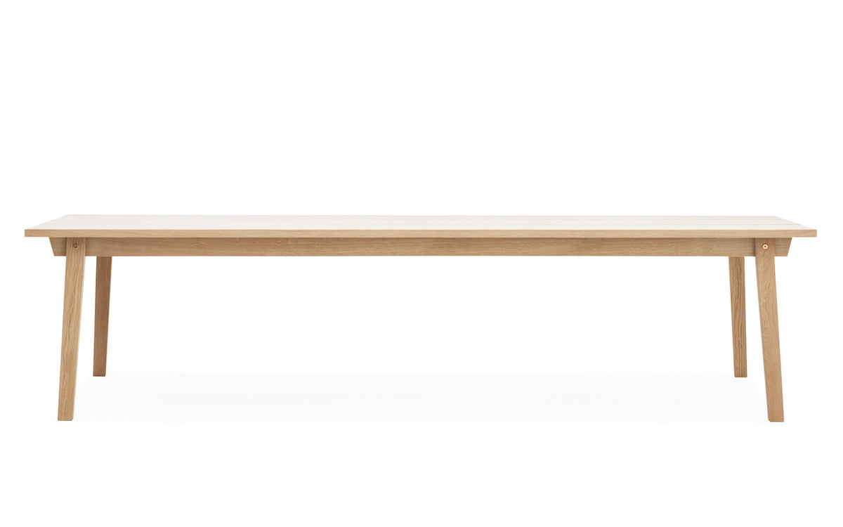 Slice Tisch in 90x300 cm präsentiert im Onlineshop von KAQTU Design AG. Esstisch ist von Normann Copenhagen
