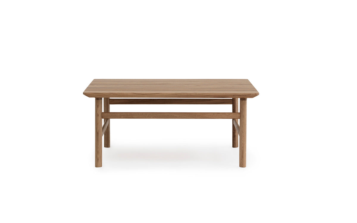 Grow Couchtisch in Gebeizte Eiche präsentiert im Onlineshop von KAQTU Design AG. Couchtisch ist von Normann Copenhagen