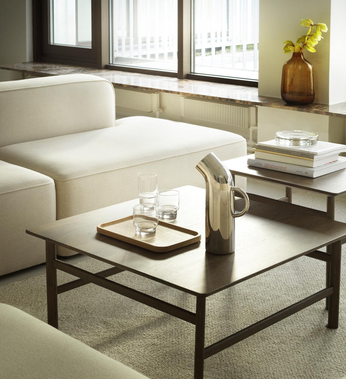 Grow Couchtisch in Gebeizte Eiche präsentiert im Onlineshop von KAQTU Design AG. Couchtisch ist von Normann Copenhagen