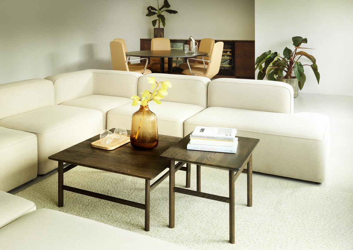 Grow Couchtisch in Gebeizte Eiche präsentiert im Onlineshop von KAQTU Design AG. Couchtisch ist von Normann Copenhagen