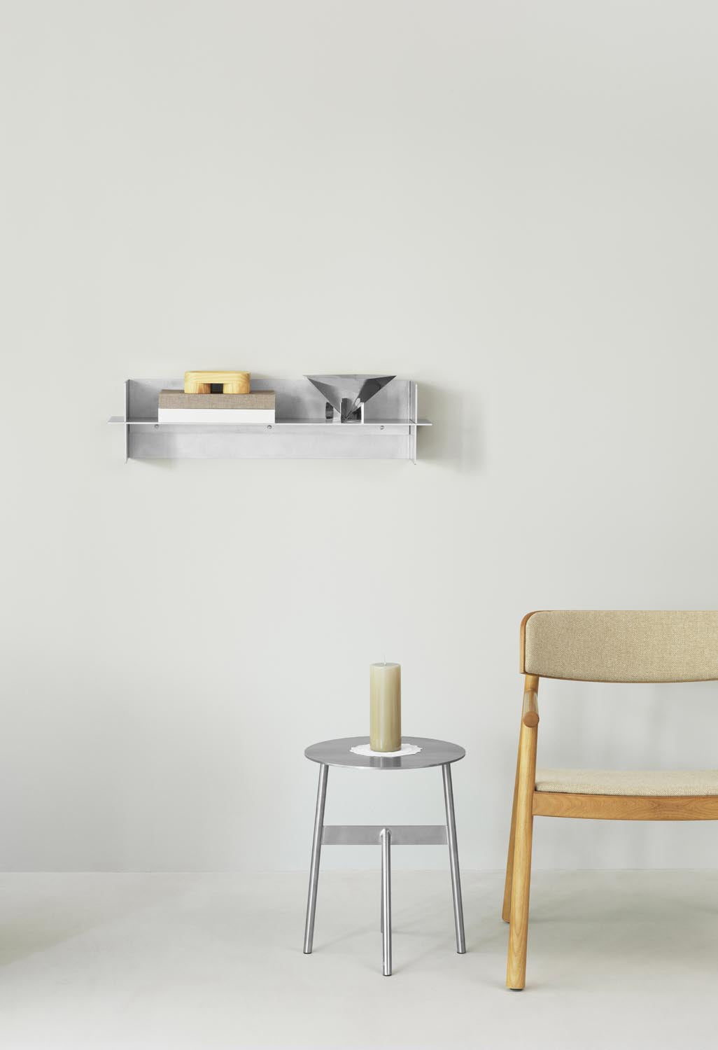 Stock Beistelltisch in  präsentiert im Onlineshop von KAQTU Design AG. Beistelltisch ist von Normann Copenhagen