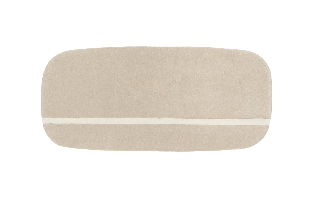 Oona Teppich in Sand präsentiert im Onlineshop von KAQTU Design AG. Teppich ist von Normann Copenhagen