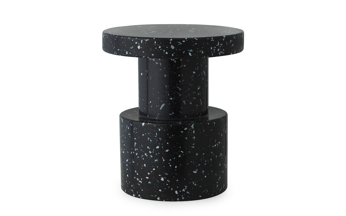 Bit Hocker in  präsentiert im Onlineshop von KAQTU Design AG. Hocker ist von Normann Copenhagen