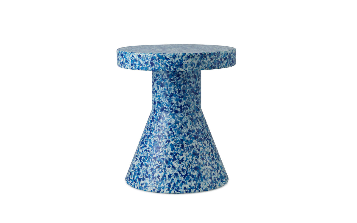 Bit Hocker Cone in  präsentiert im Onlineshop von KAQTU Design AG. Hocker ist von Normann Copenhagen