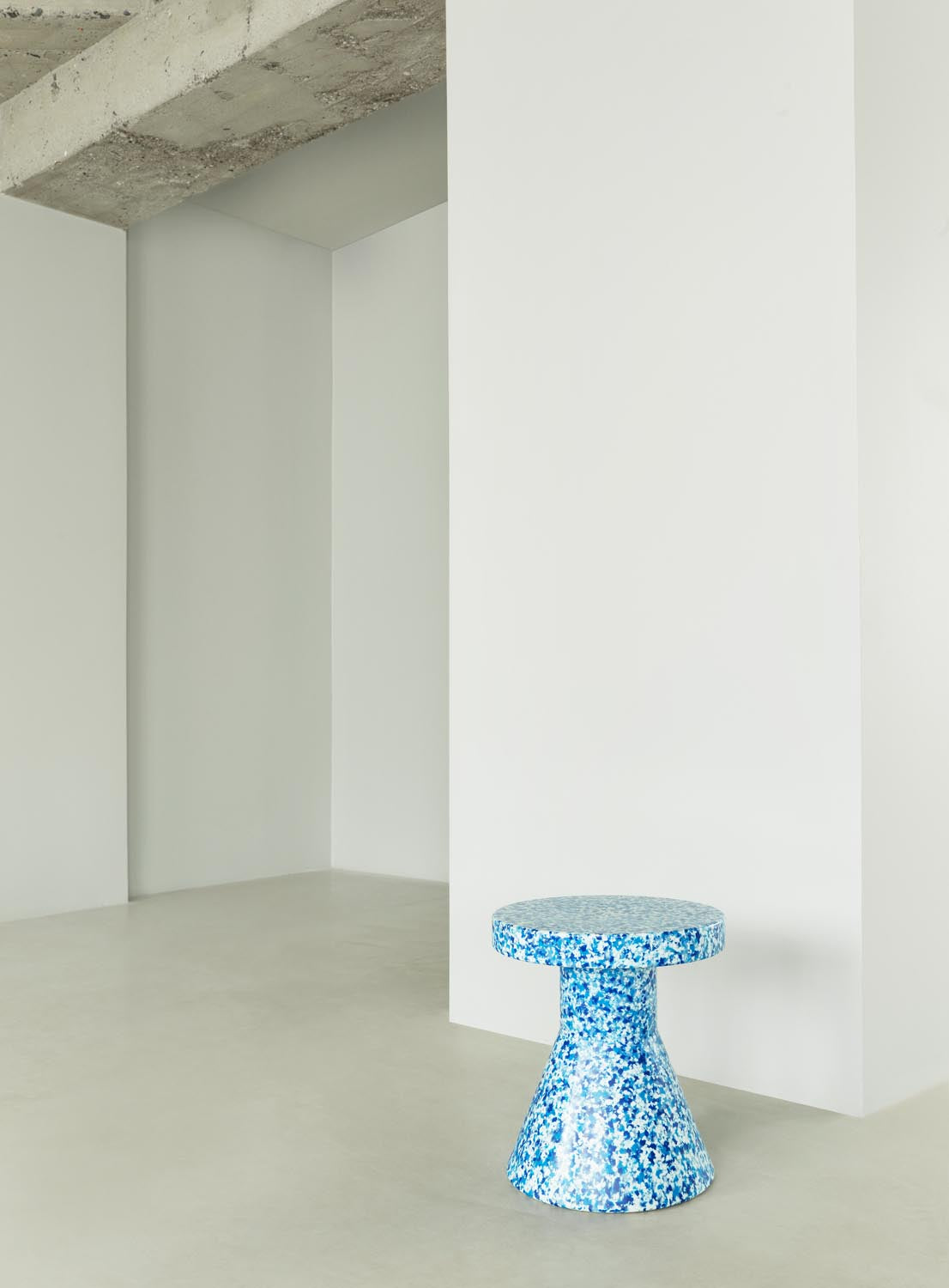 Bit Hocker Cone in  präsentiert im Onlineshop von KAQTU Design AG. Hocker ist von Normann Copenhagen