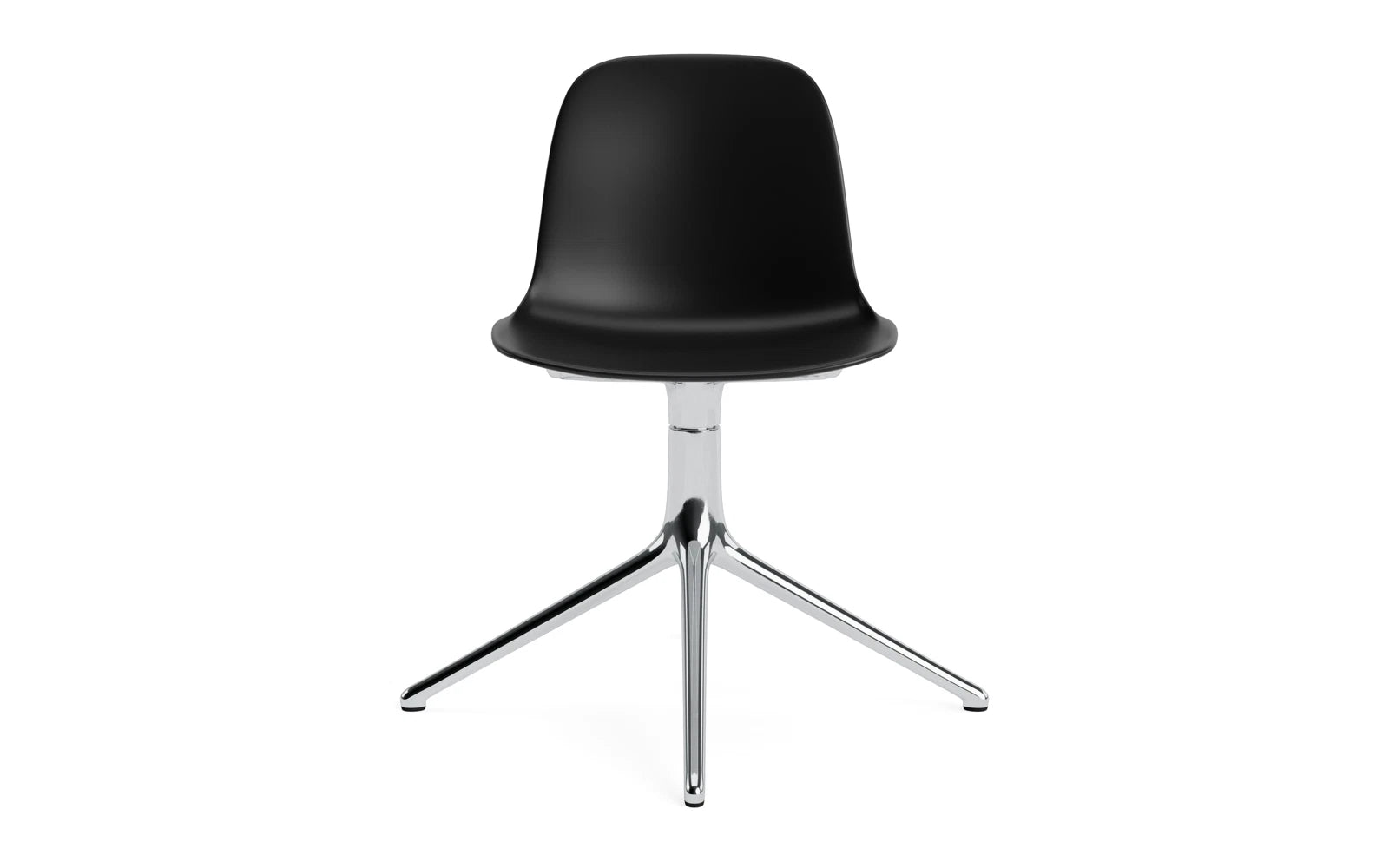 Eleganter Form Drehstuhl von Normann Copenhagen: Maskulines Design, vielseitig einsetzbar, individuell anpassbar.
