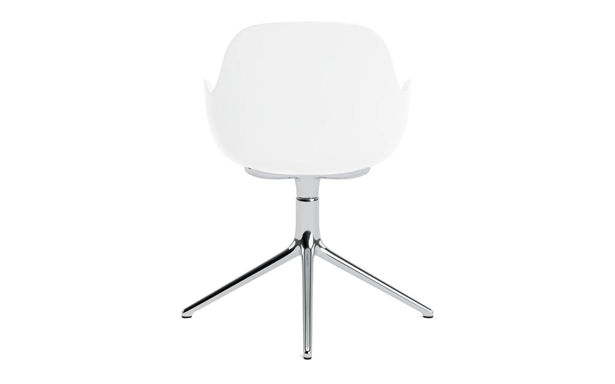 Form Drehstuhl mit Armlehne in Weiss präsentiert im Onlineshop von KAQTU Design AG. Dreh-Schalenstuhl mit Armlehnen ist von Normann Copenhagen