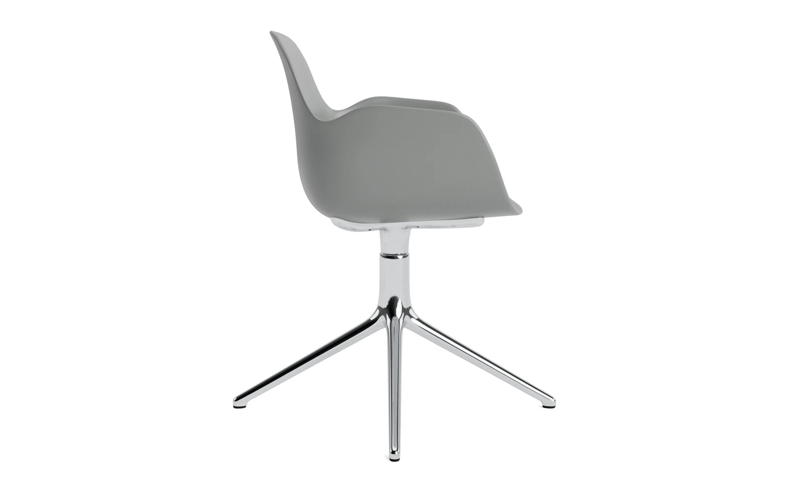 Ergonomischer Form Drehstuhl mit Armlehne von Normann Copenhagen.