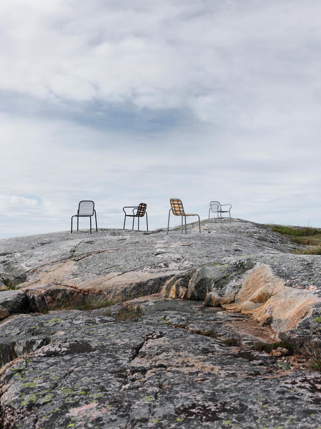 Vig Robinia Stuhl in  präsentiert im Onlineshop von KAQTU Design AG. Gartenstuhl ist von Normann Copenhagen