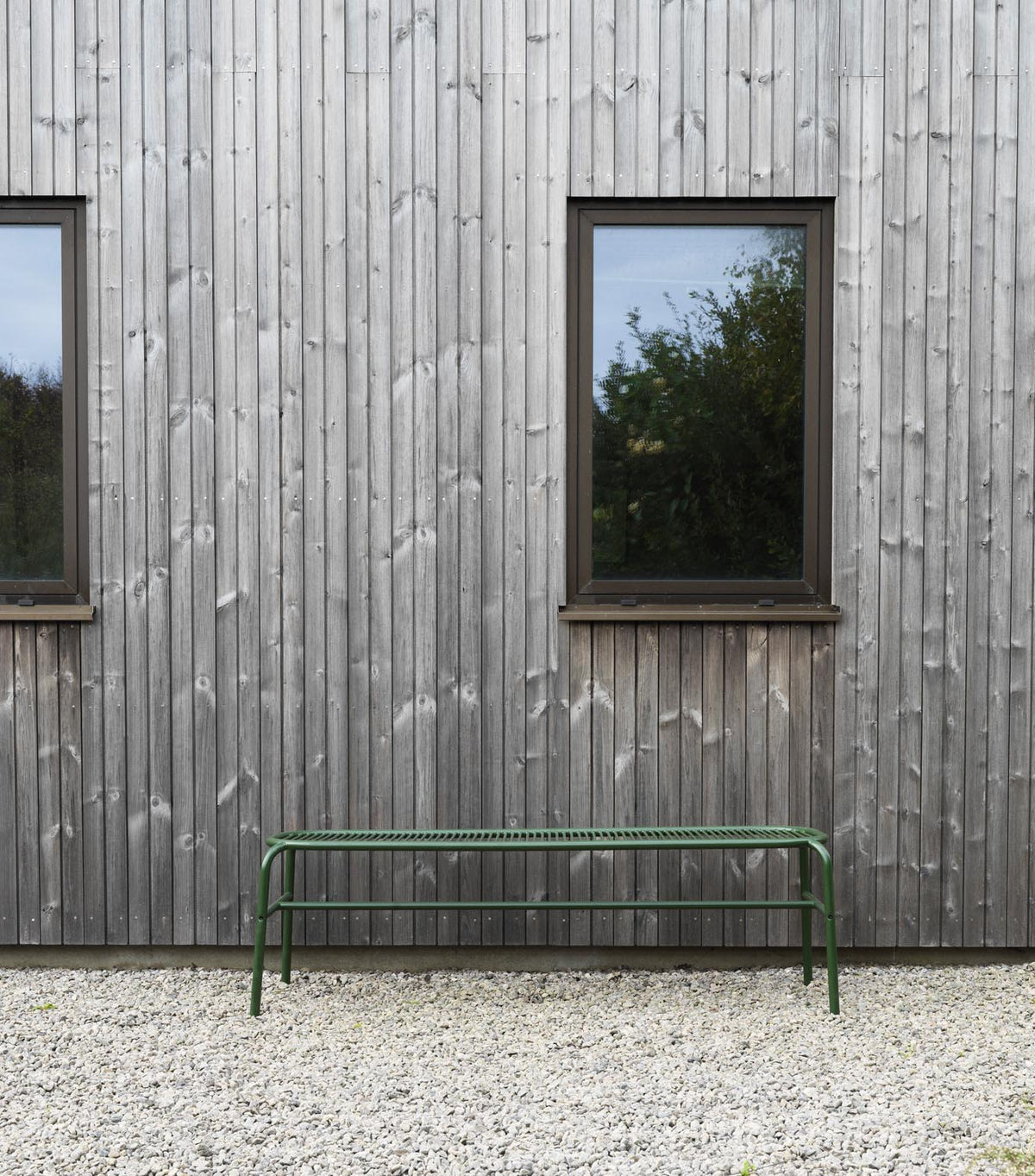 Vig Bank in  präsentiert im Onlineshop von KAQTU Design AG. Gartenbank ist von Normann Copenhagen