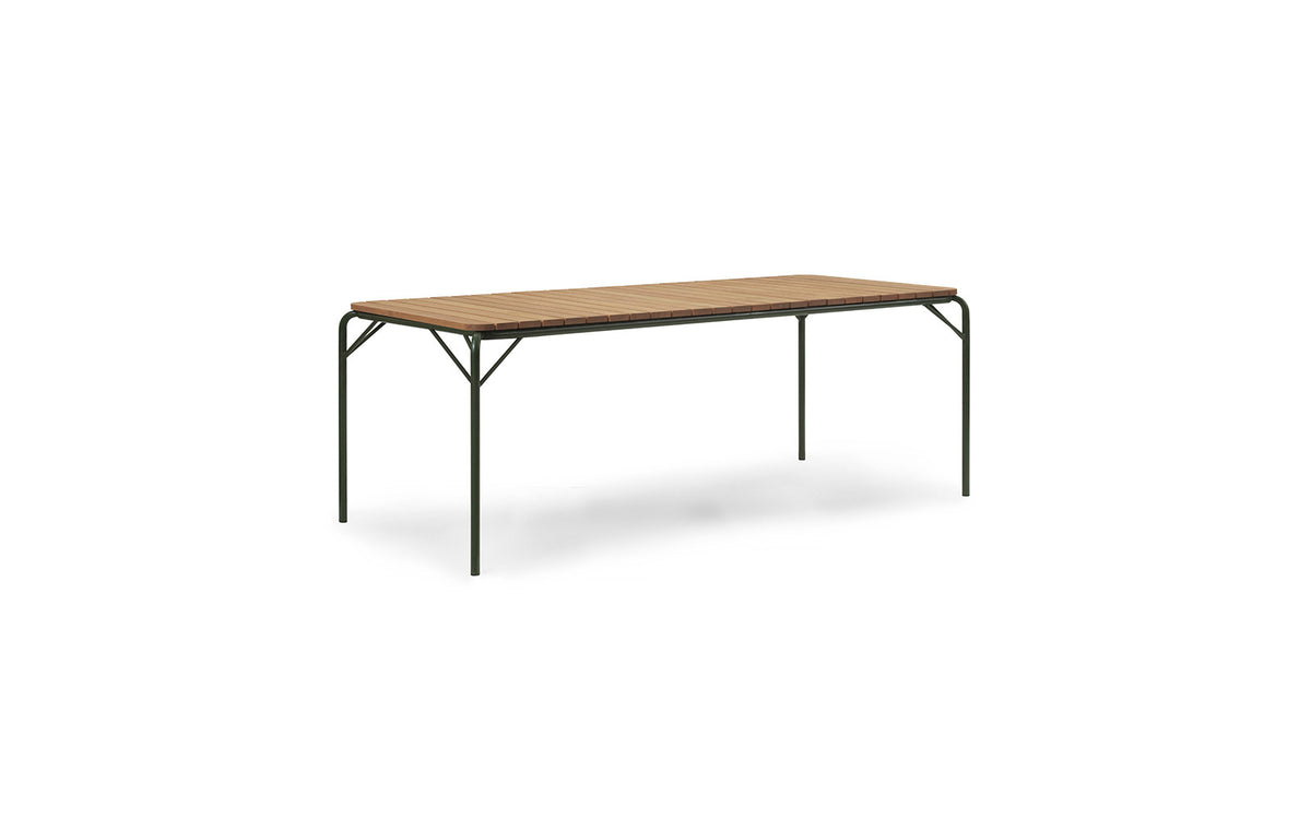 Vig Robinia Tisch in Dunkelgrün präsentiert im Onlineshop von KAQTU Design AG. Gartentisch ist von Normann Copenhagen