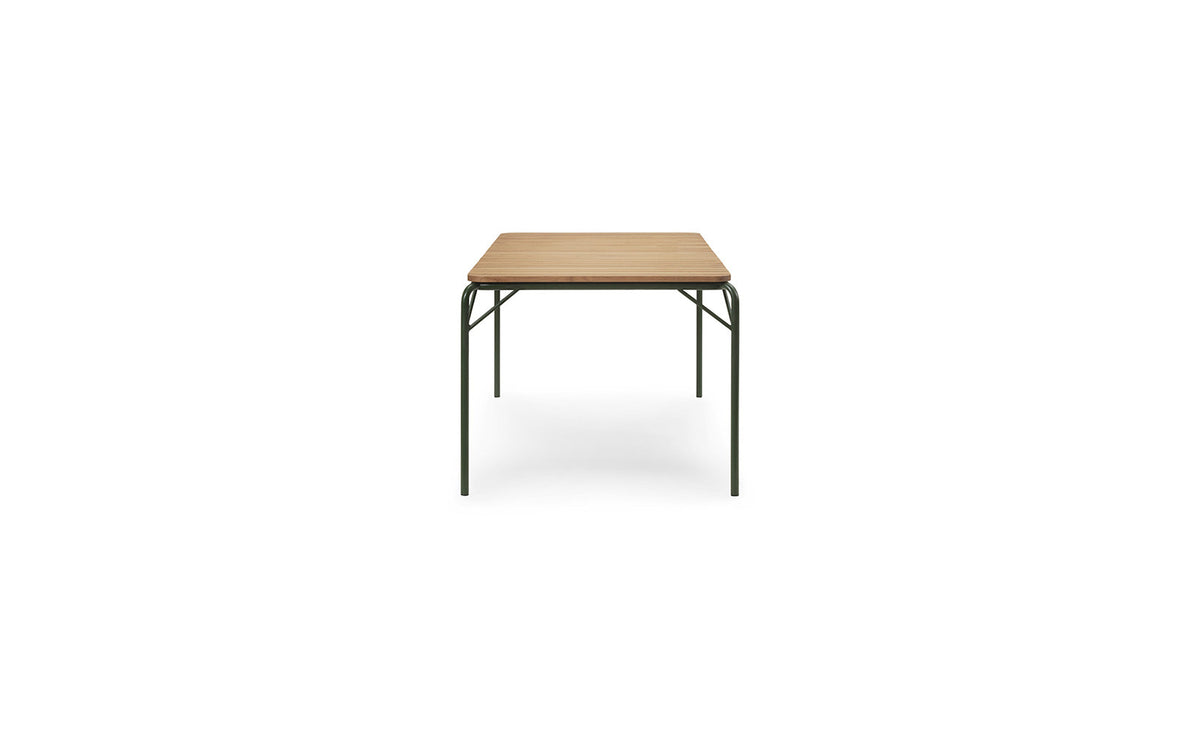 Vig Robinia Tisch in Dunkelgrün präsentiert im Onlineshop von KAQTU Design AG. Gartentisch ist von Normann Copenhagen