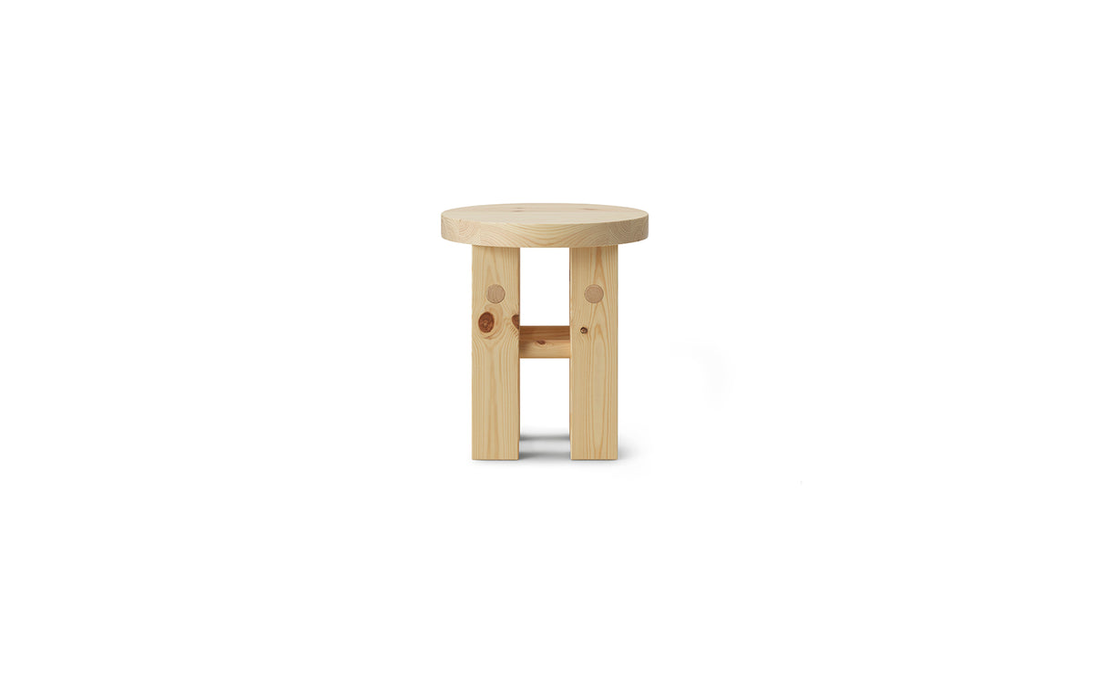 Fyr Hocker in  präsentiert im Onlineshop von KAQTU Design AG. Hocker ist von Normann Copenhagen