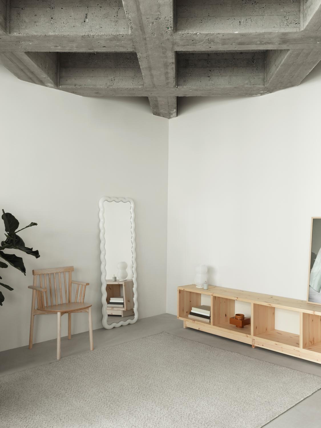 Fyr Bücherregal in Beige präsentiert im Onlineshop von KAQTU Design AG. Bücherregal ist von Normann Copenhagen