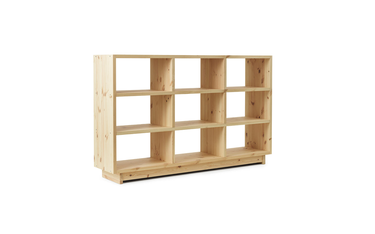 Fyr Bücherregal in  präsentiert im Onlineshop von KAQTU Design AG. Bücherregal ist von Normann Copenhagen