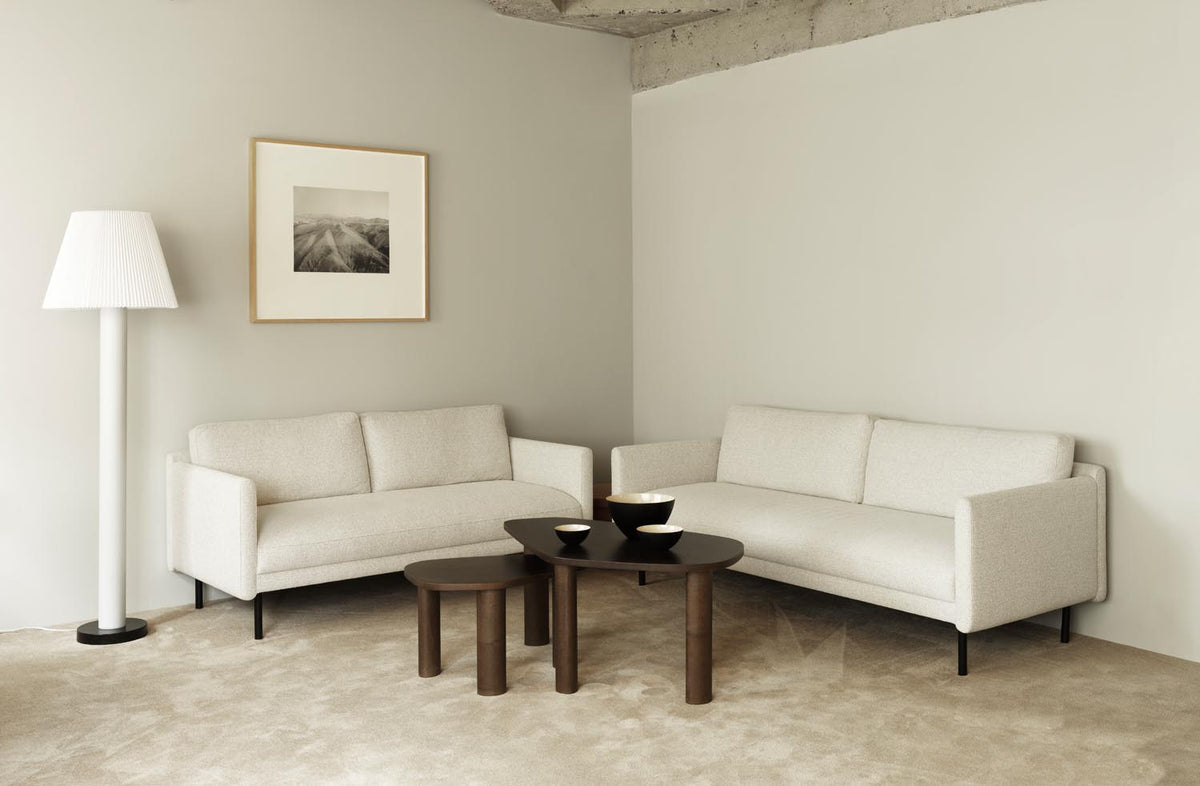 Rar Sofa 2 Sitzer in  präsentiert im Onlineshop von KAQTU Design AG. 2er Sofa ist von Normann Copenhagen