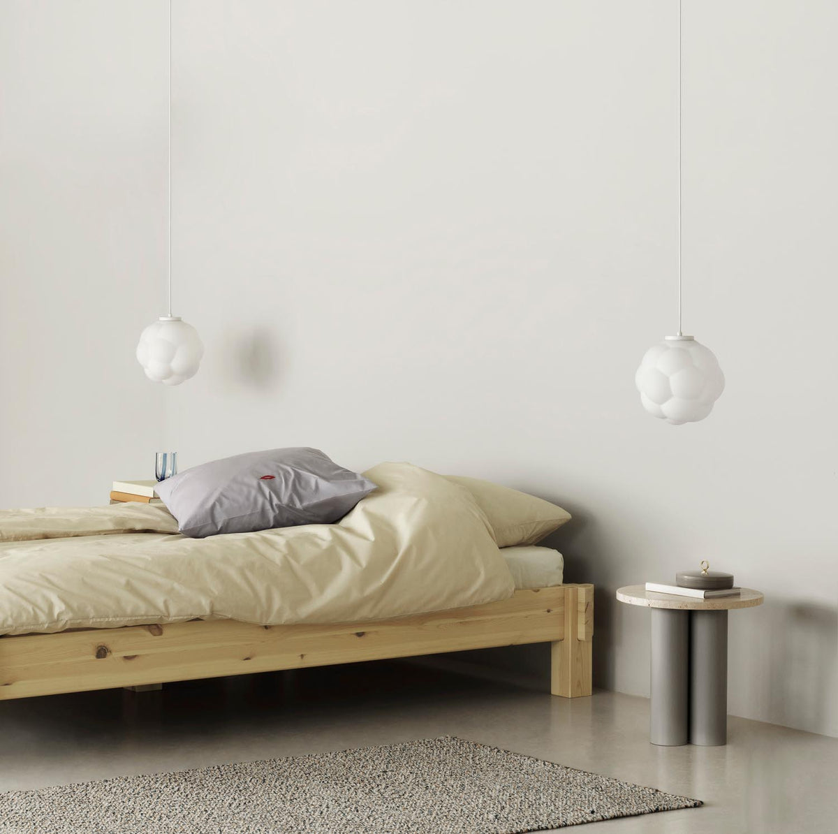 Notch Bettgestell in Beige präsentiert im Onlineshop von KAQTU Design AG. Bett ist von Normann Copenhagen