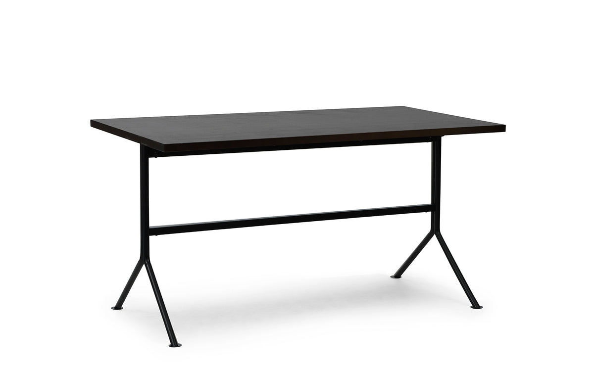 Kip Schreibtisch in  präsentiert im Onlineshop von KAQTU Design AG. Schreibtisch ist von Normann Copenhagen