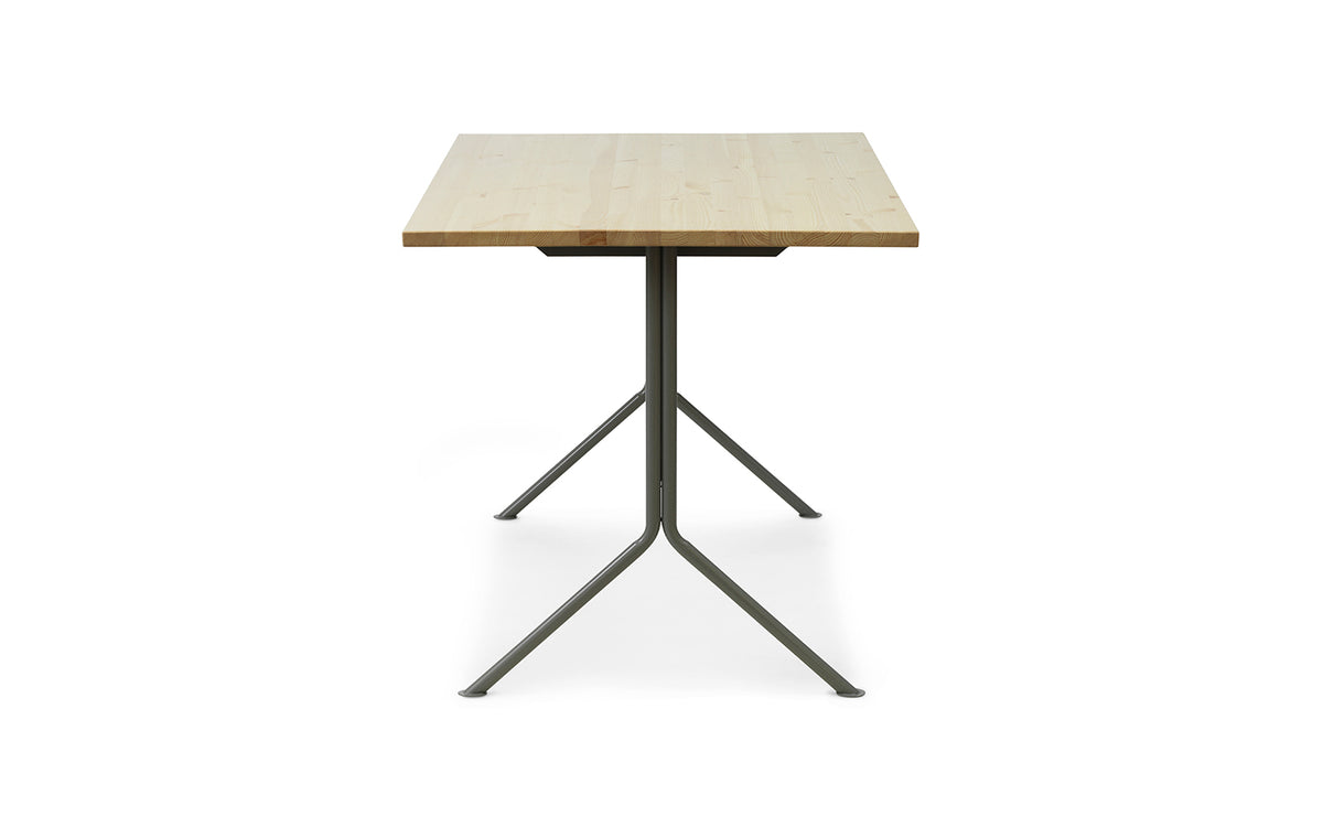 Kip Schreibtisch in  präsentiert im Onlineshop von KAQTU Design AG. Schreibtisch ist von Normann Copenhagen