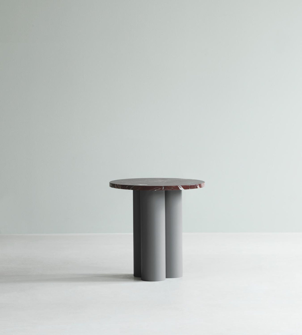 Dit Beistelltisch in Grau Rosso Levanto präsentiert im Onlineshop von KAQTU Design AG. Beistelltisch ist von Normann Copenhagen