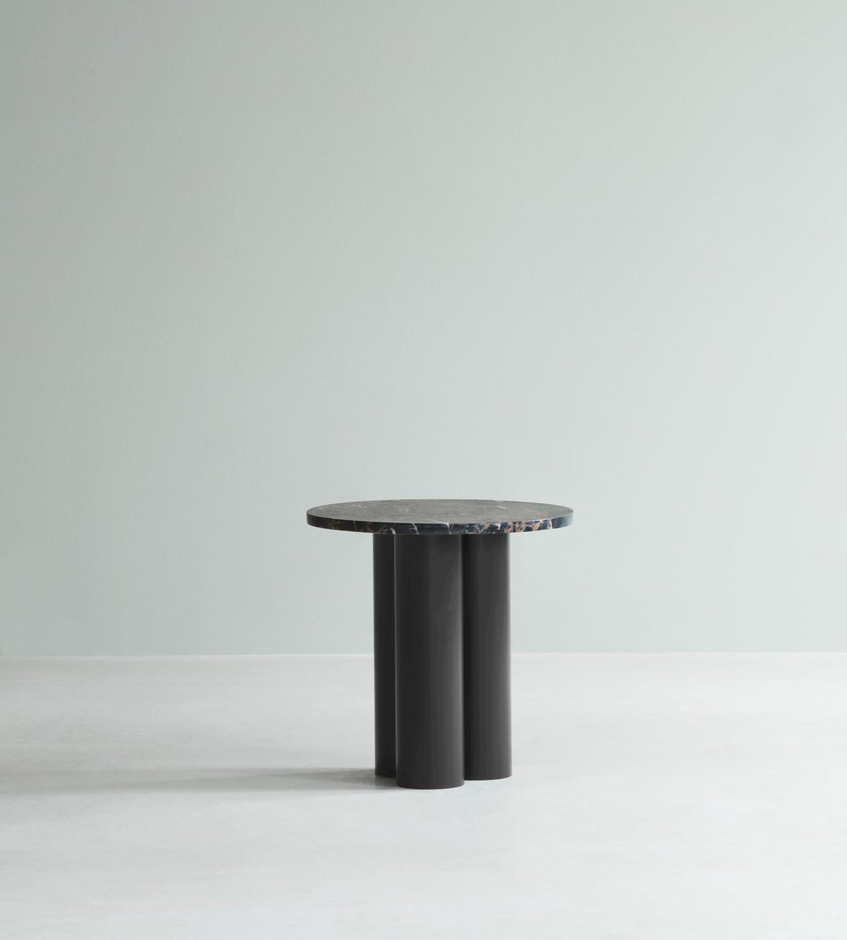 Dit Beistelltisch in  präsentiert im Onlineshop von KAQTU Design AG. Beistelltisch ist von Normann Copenhagen