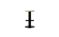 Tabouret de bar sur poteau